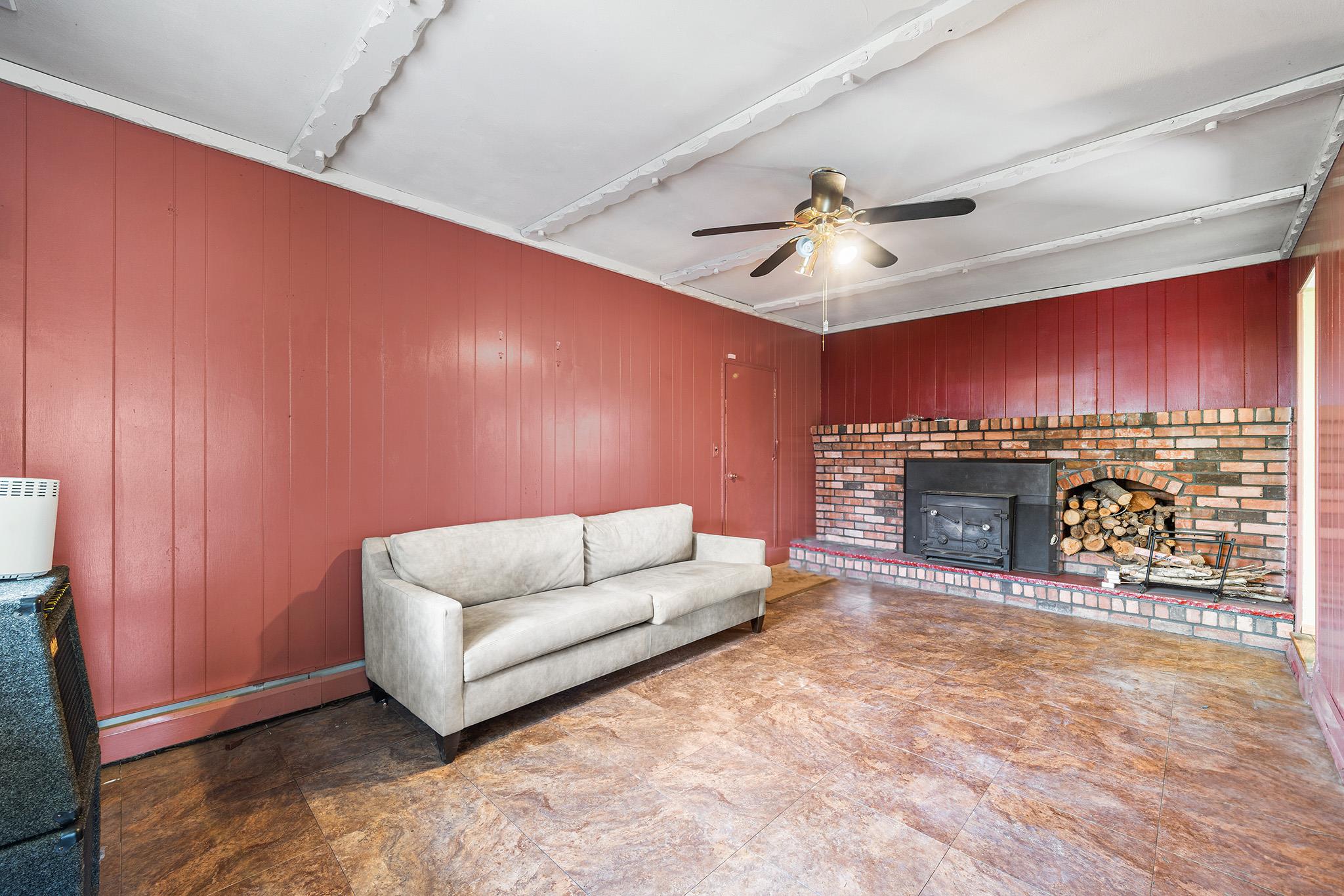 95 Hudson Avenue, Brentwood, New York image 8