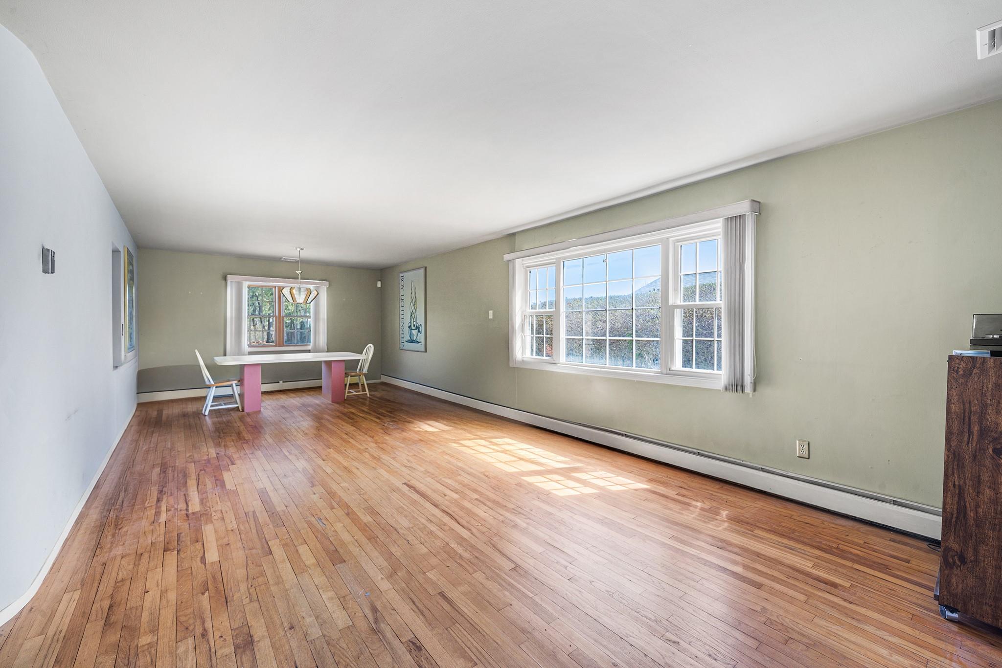 95 Hudson Avenue, Brentwood, New York image 4