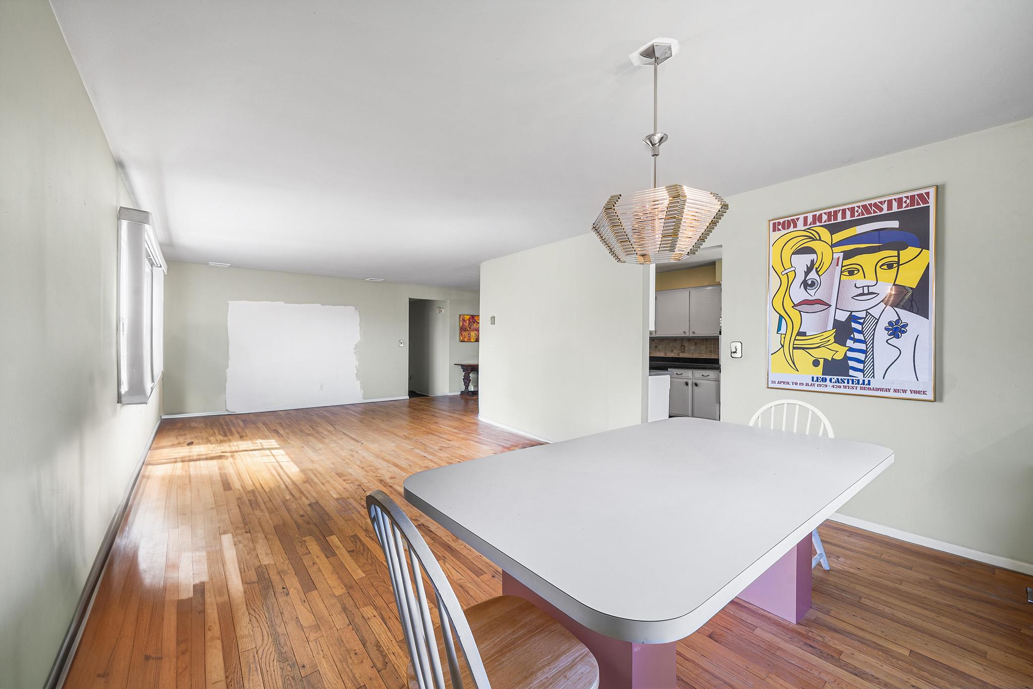 95 Hudson Avenue, Brentwood, New York image 5