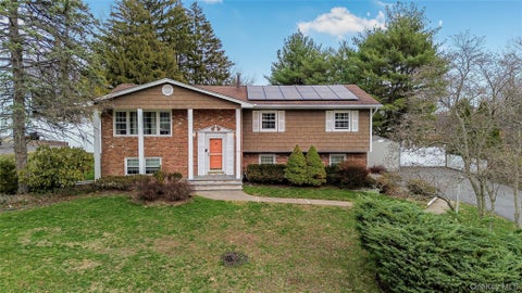 Homes For Sale - 72 S Mary Francis Street<br/> Rockland County, Tappan, NY 10983