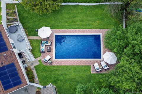 72 S Mary Francis Street Tappan NY 10983