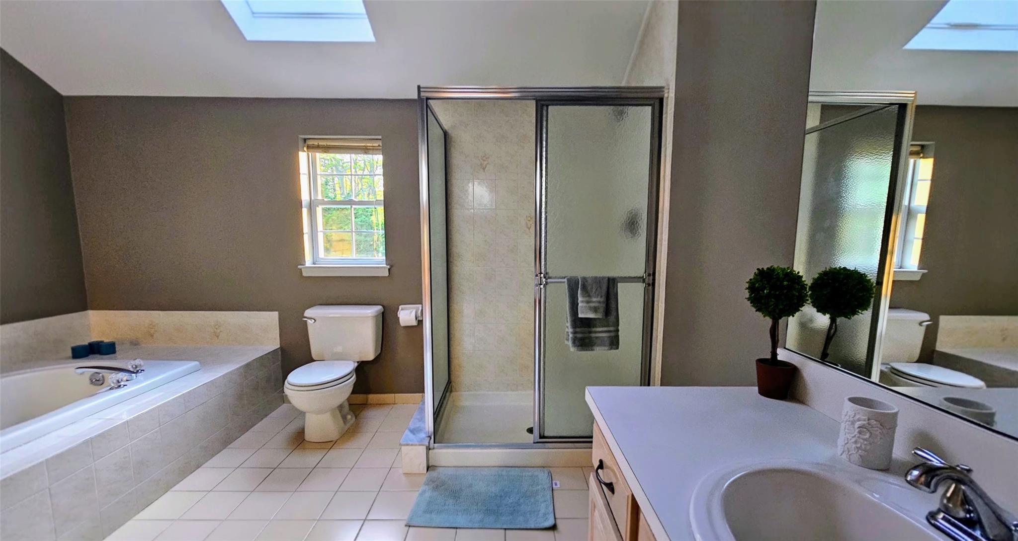 3 Wilderness Court, Manorville, Florida image 20