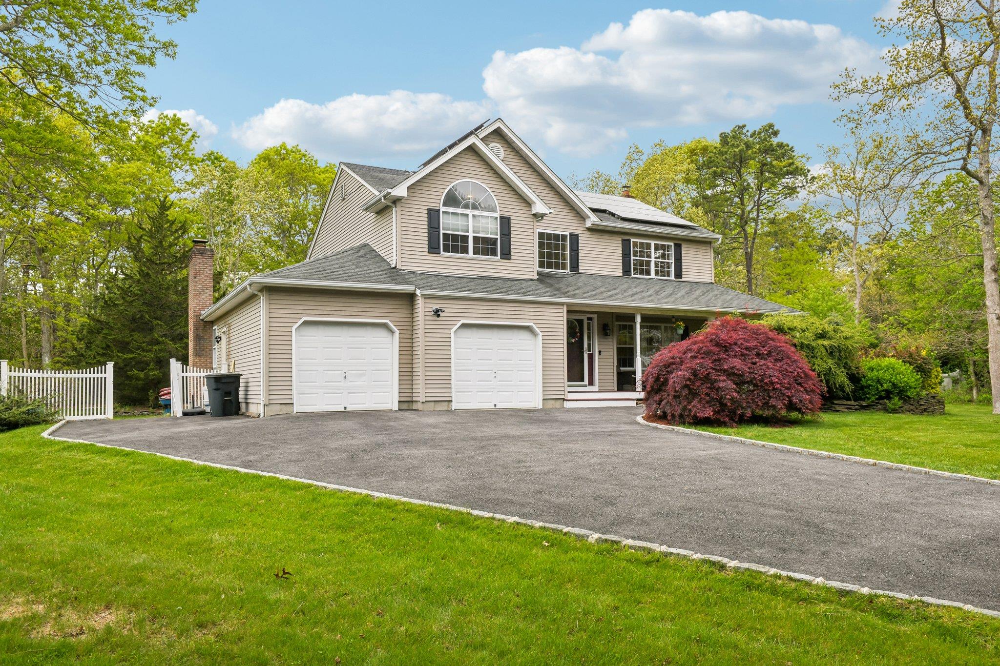 3 Wilderness Court, Manorville, Florida image 2