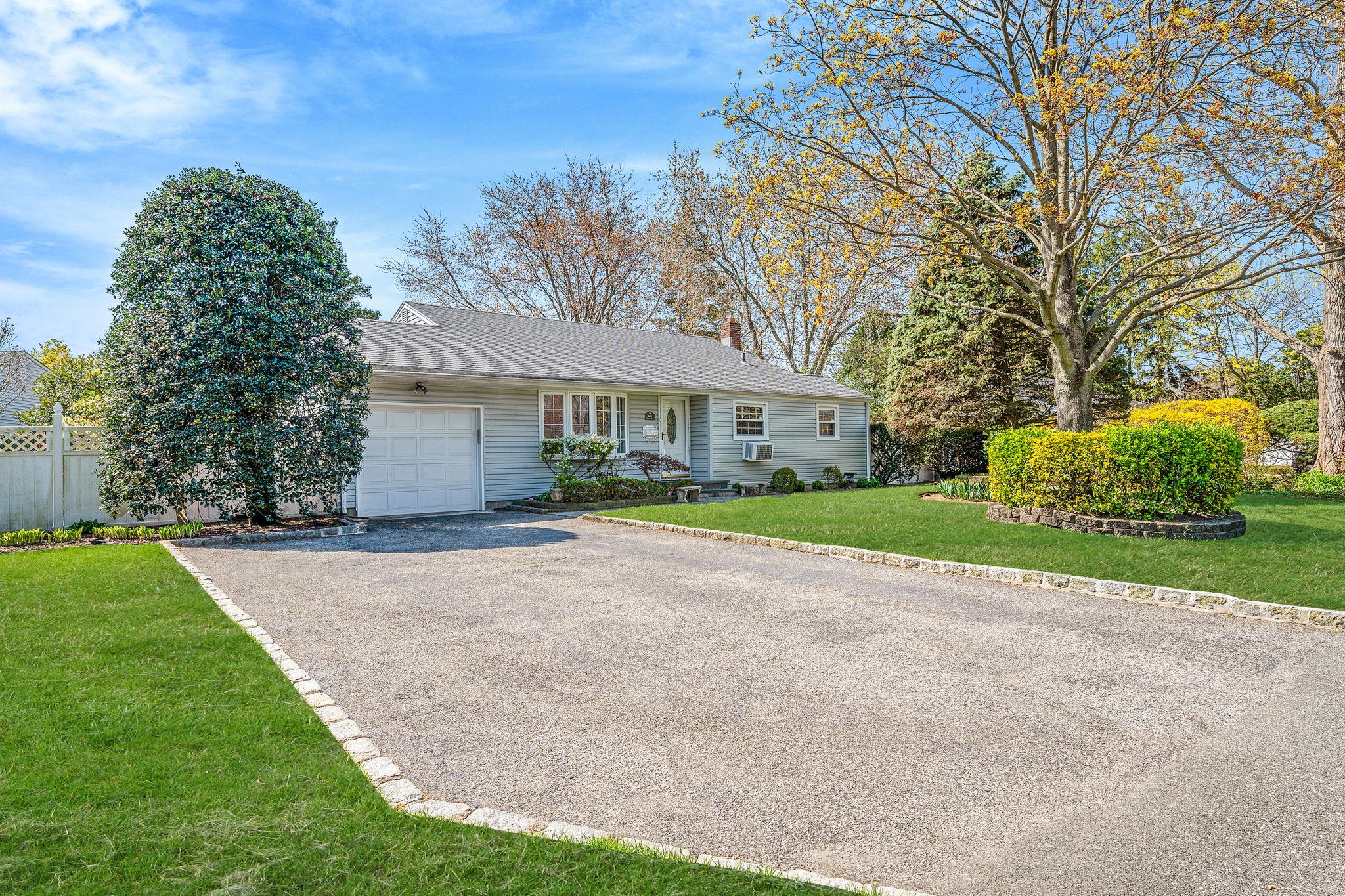 982 Union Boulevard