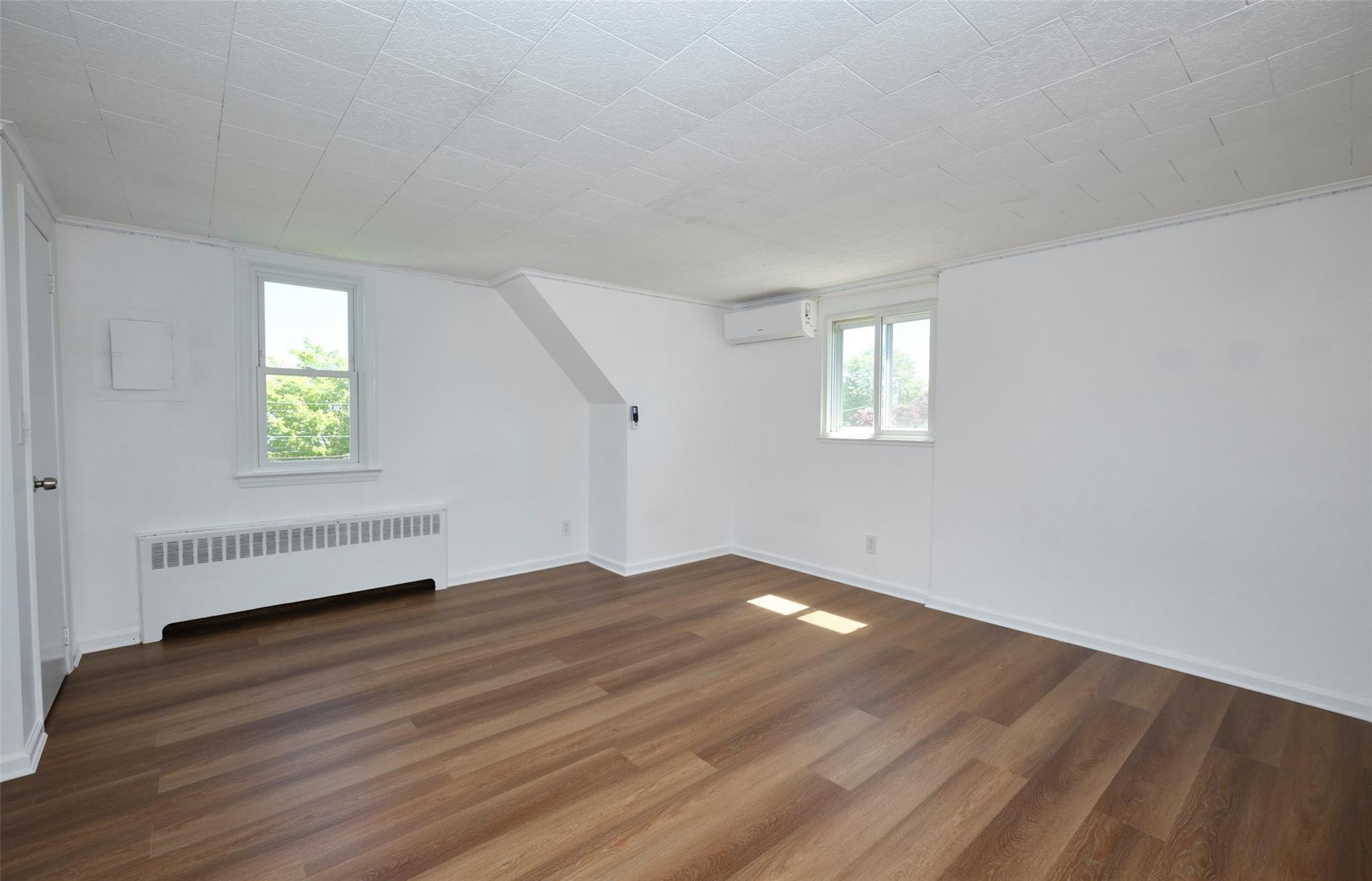 199 Guildford Court, West Hempstead, New York image 23