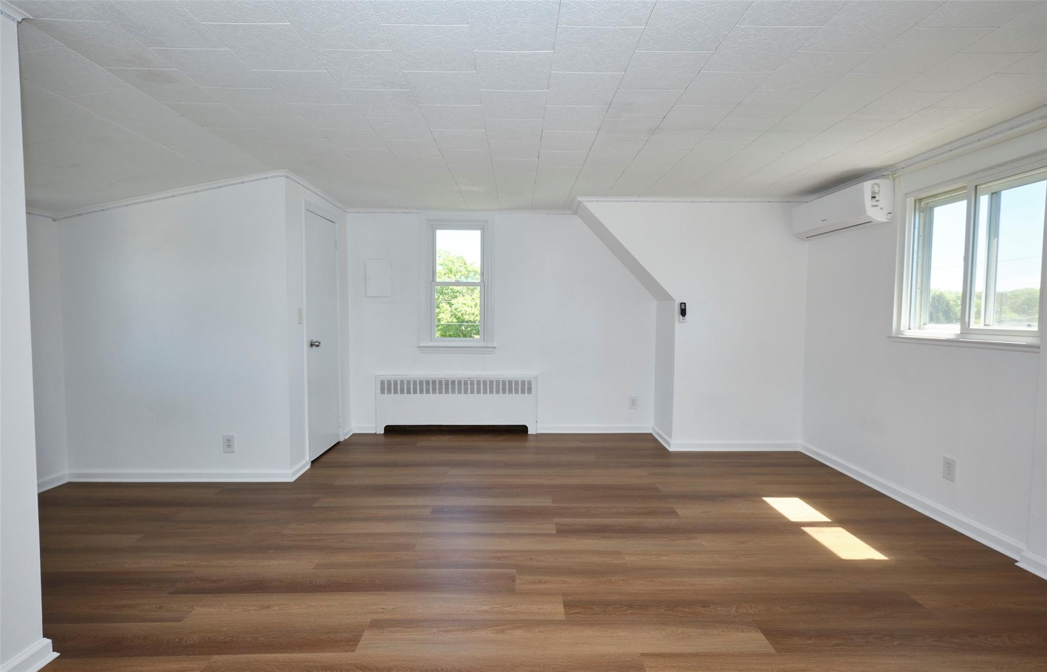 199 Guildford Court, West Hempstead, New York image 21