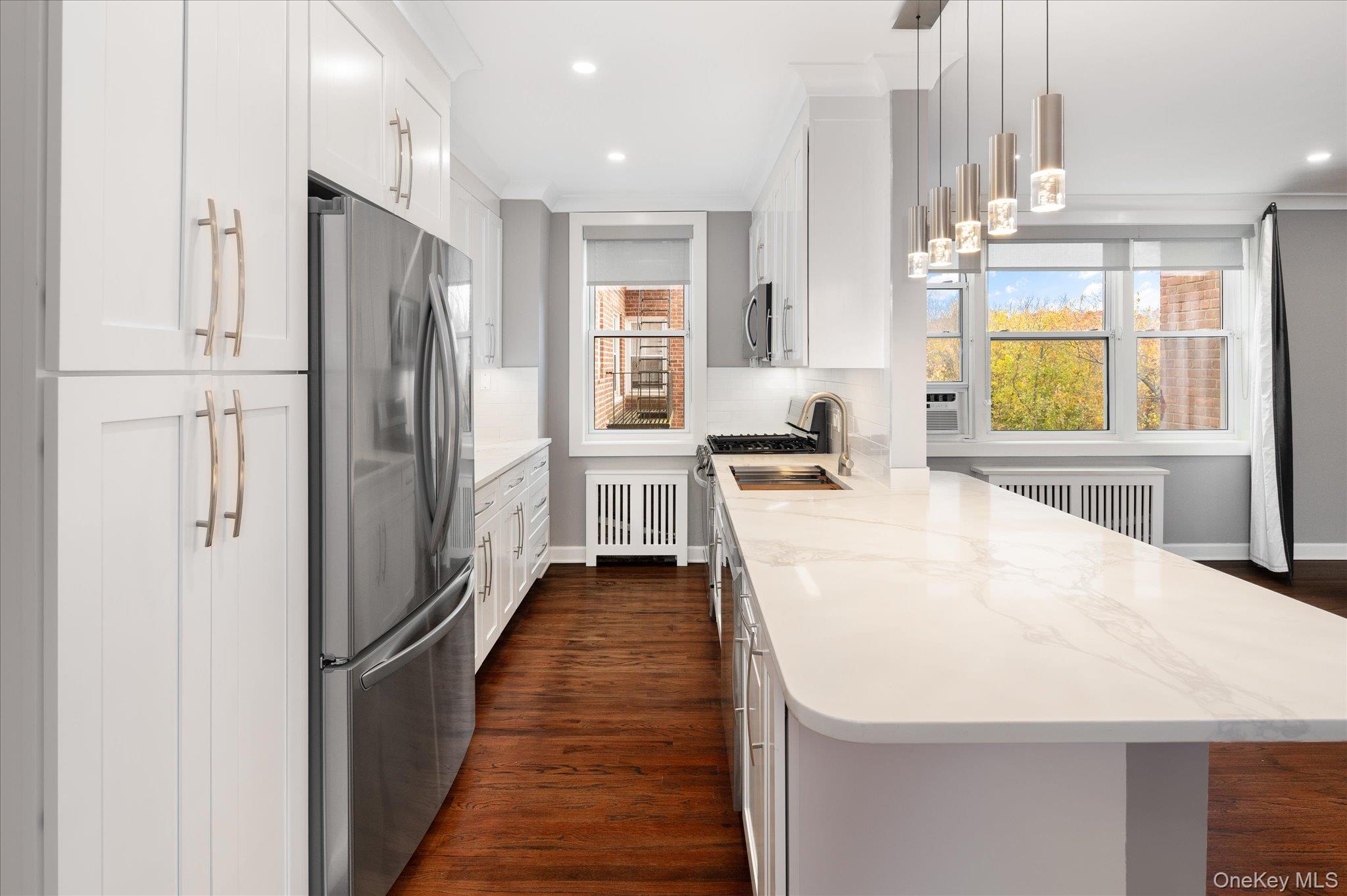 1133 Midland Avenue 4C