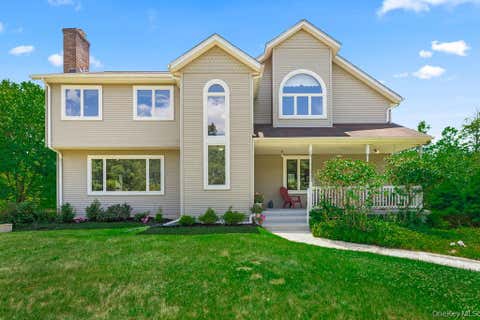 Homes For Sale - 1 Lime Kiln Court<br/> Rockland County, Monsey, NY 10952