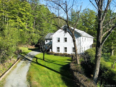 Homes For Sale - 2182 Old Road 17<br/> Roscoe, NY 12776