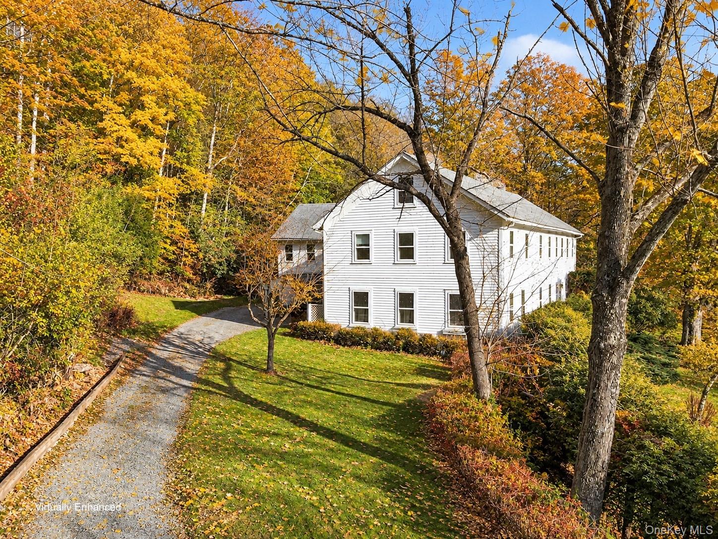 2182 Old Road 17