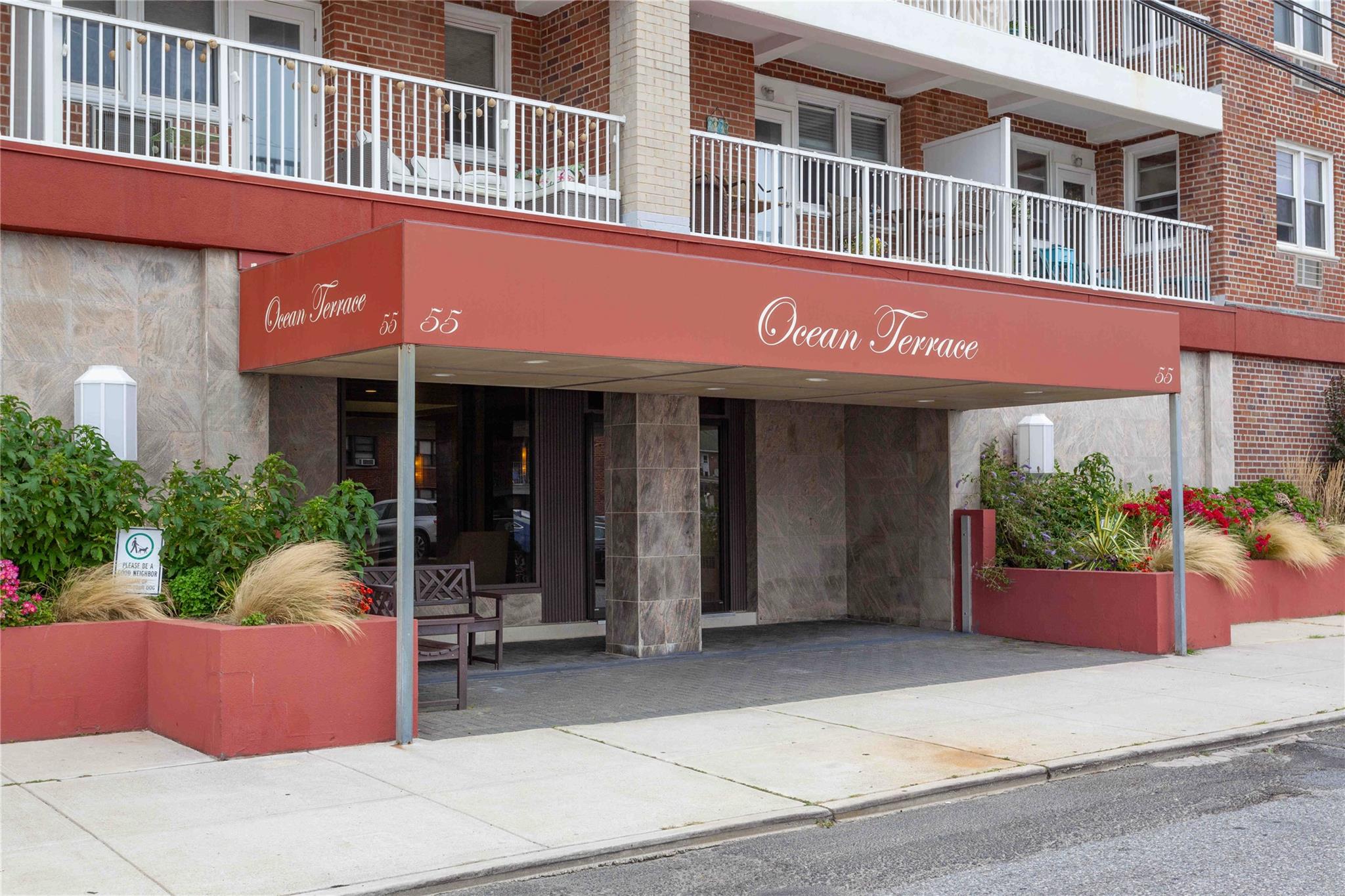 55 Monroe Boulevard #5R, Long Beach, New York image 1