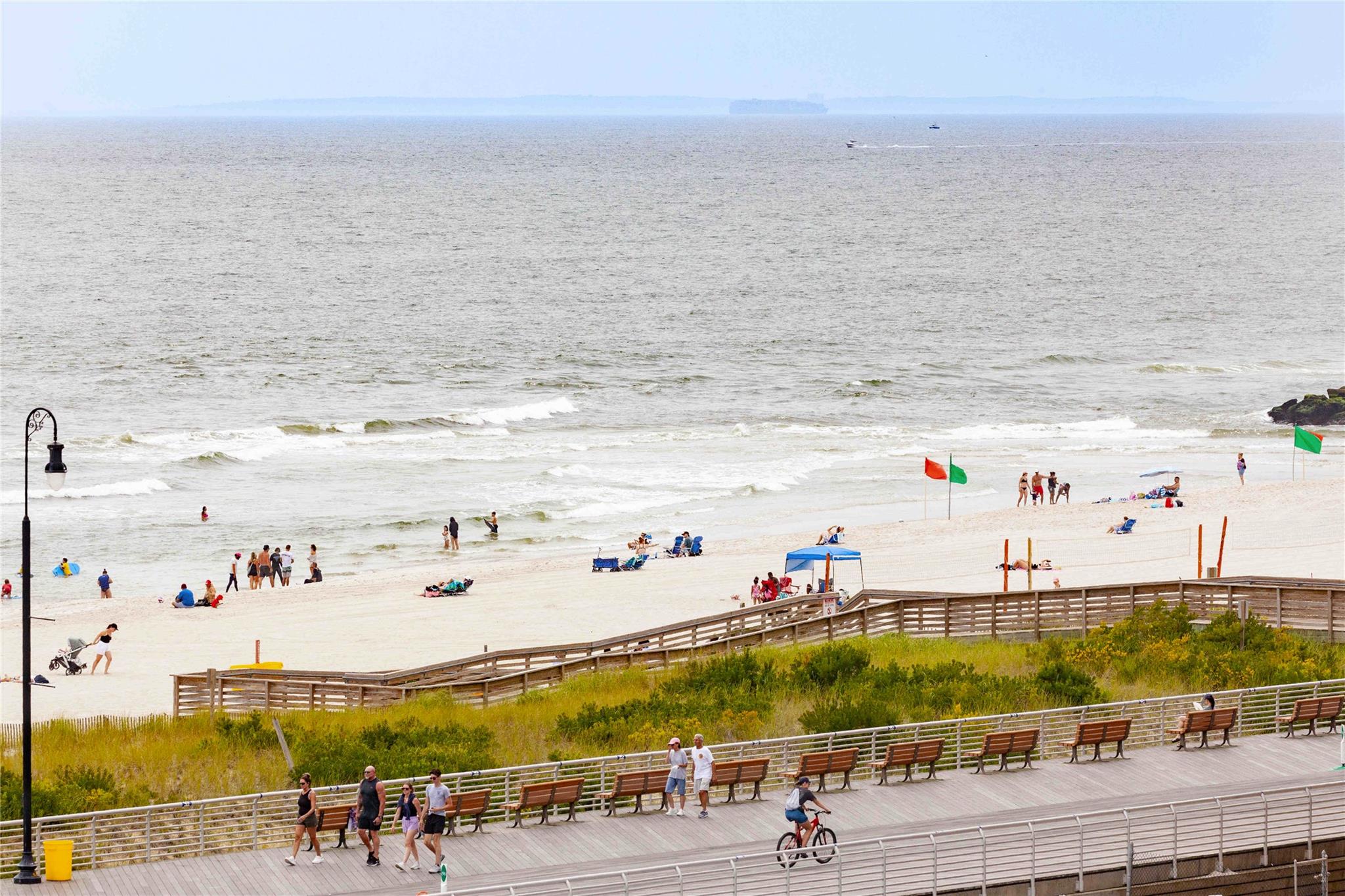 55 Monroe Boulevard #5R, Long Beach, New York image 15