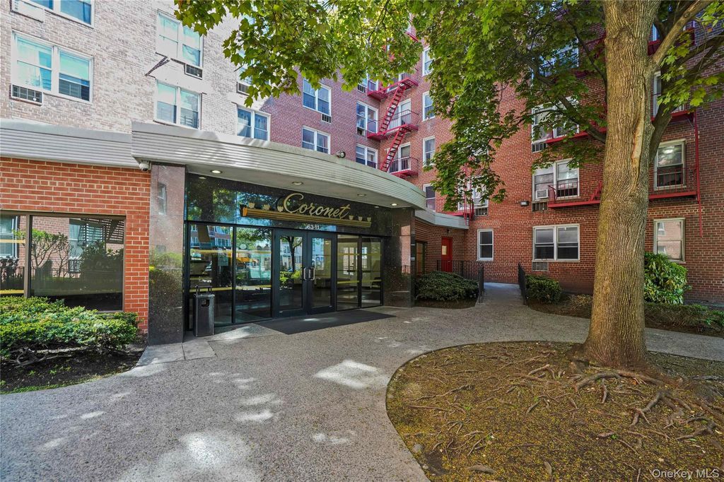 Photo of 63-11 Queens Boulevard #B11, Woodside, NY 11377 (MLS # 994898)