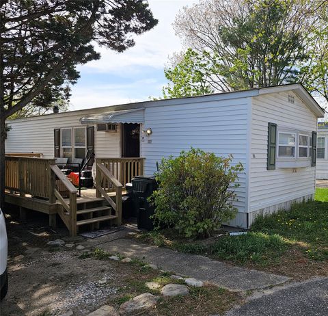 1964-106 River Road 106 Calverton NY 11933