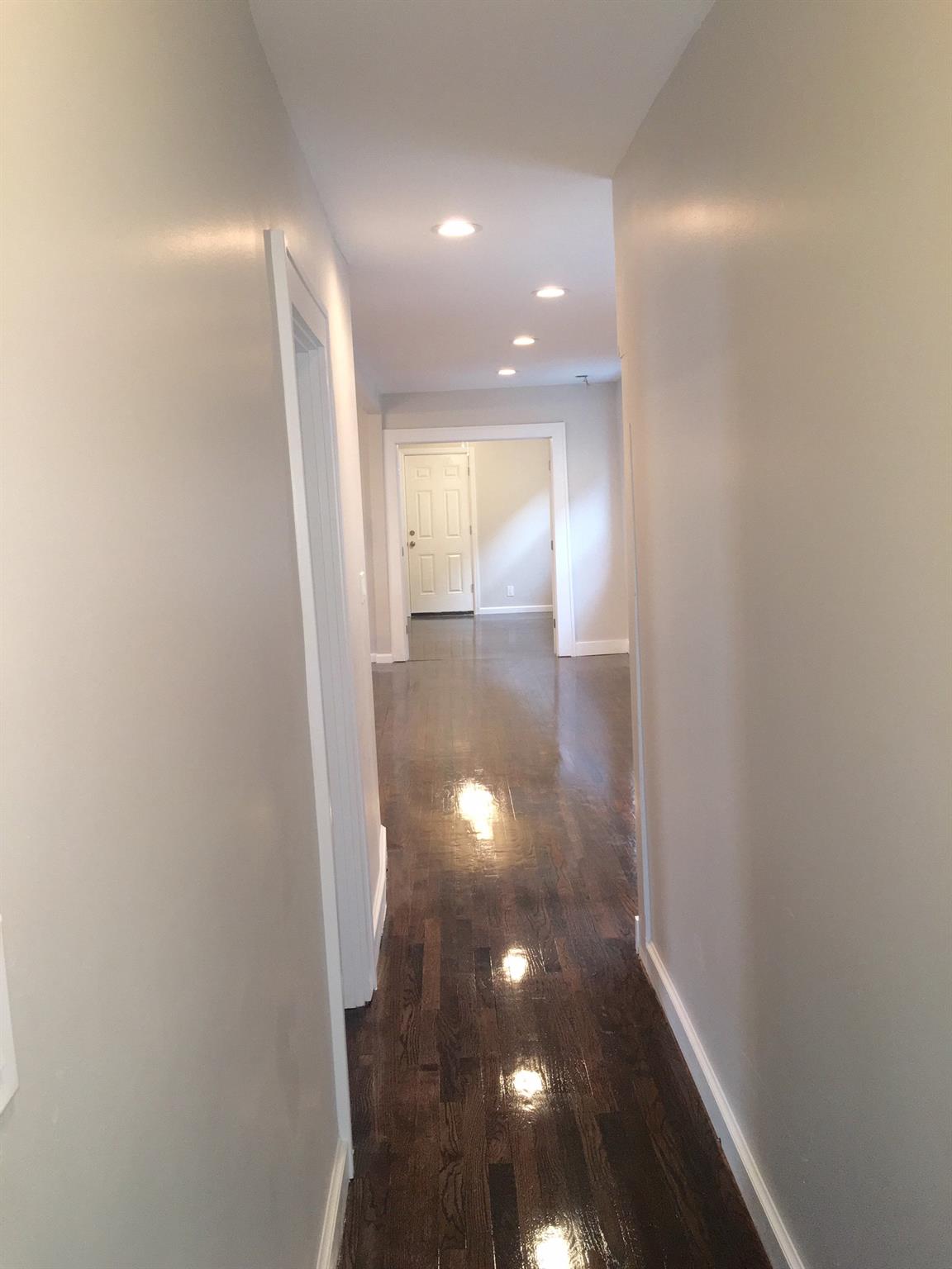 Long Beach, New York 11561, United States, 3 Bedrooms Bedrooms, ,2 BathroomsBathrooms,Residential,Active,106386