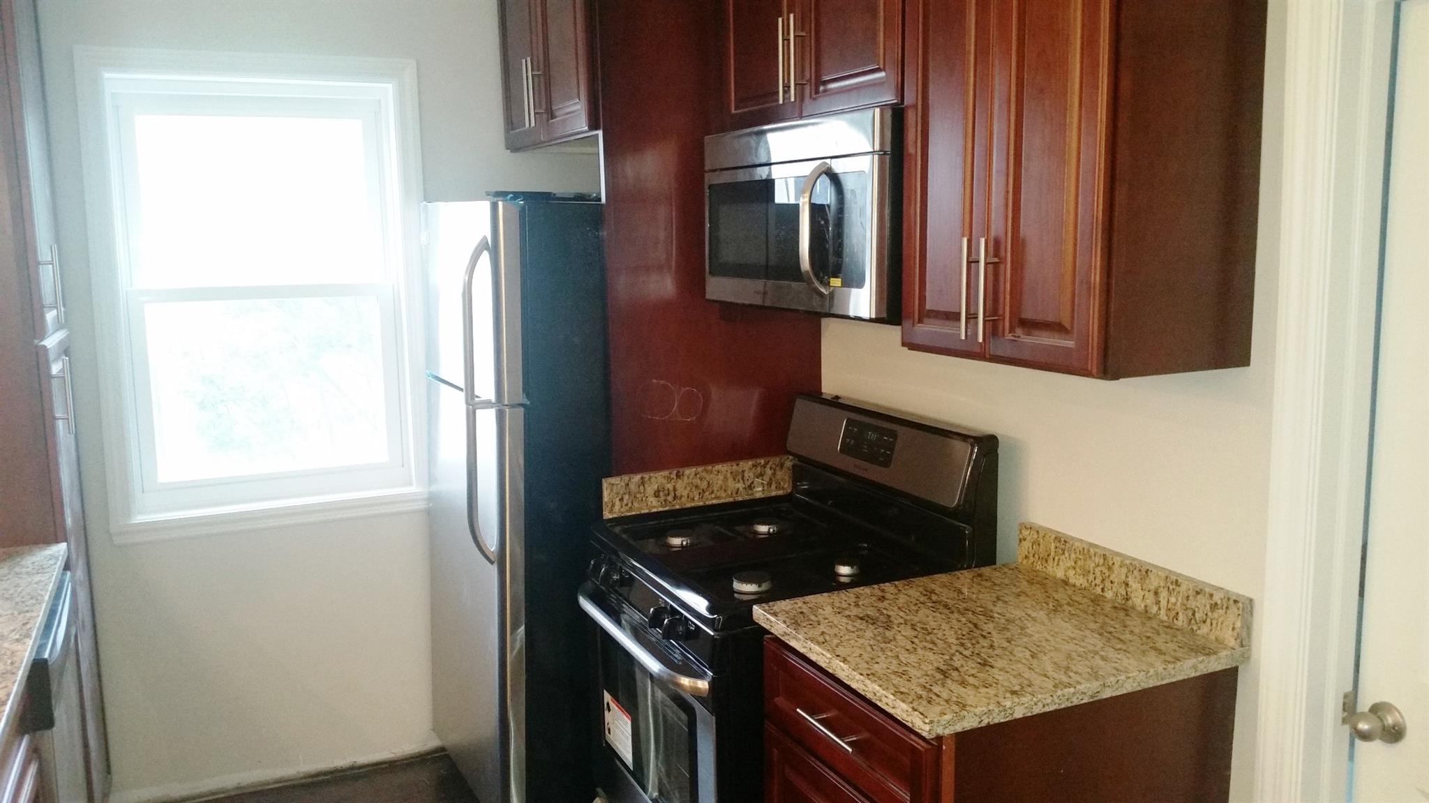 Long Beach, New York 11561, United States, 3 Bedrooms Bedrooms, ,2 BathroomsBathrooms,Residential,Active,106386