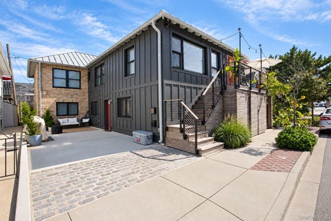 Apartment For Rent - 106 Pacific Boulevard<br/> Nassau County, Long Beach, NY 11561