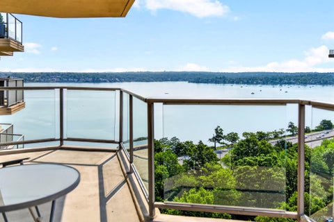 Homes For Sale - 18-05 215th Street #16H<br/> Queens County, Bayside, NY 11360