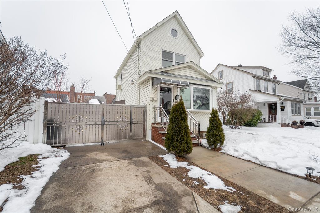 Photo of 95-11 238th Street, Floral Park, NY 11001 (MLS # 969974)