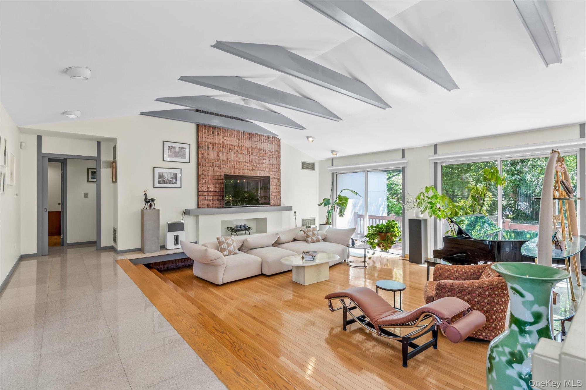 3 Horseshoe Lane