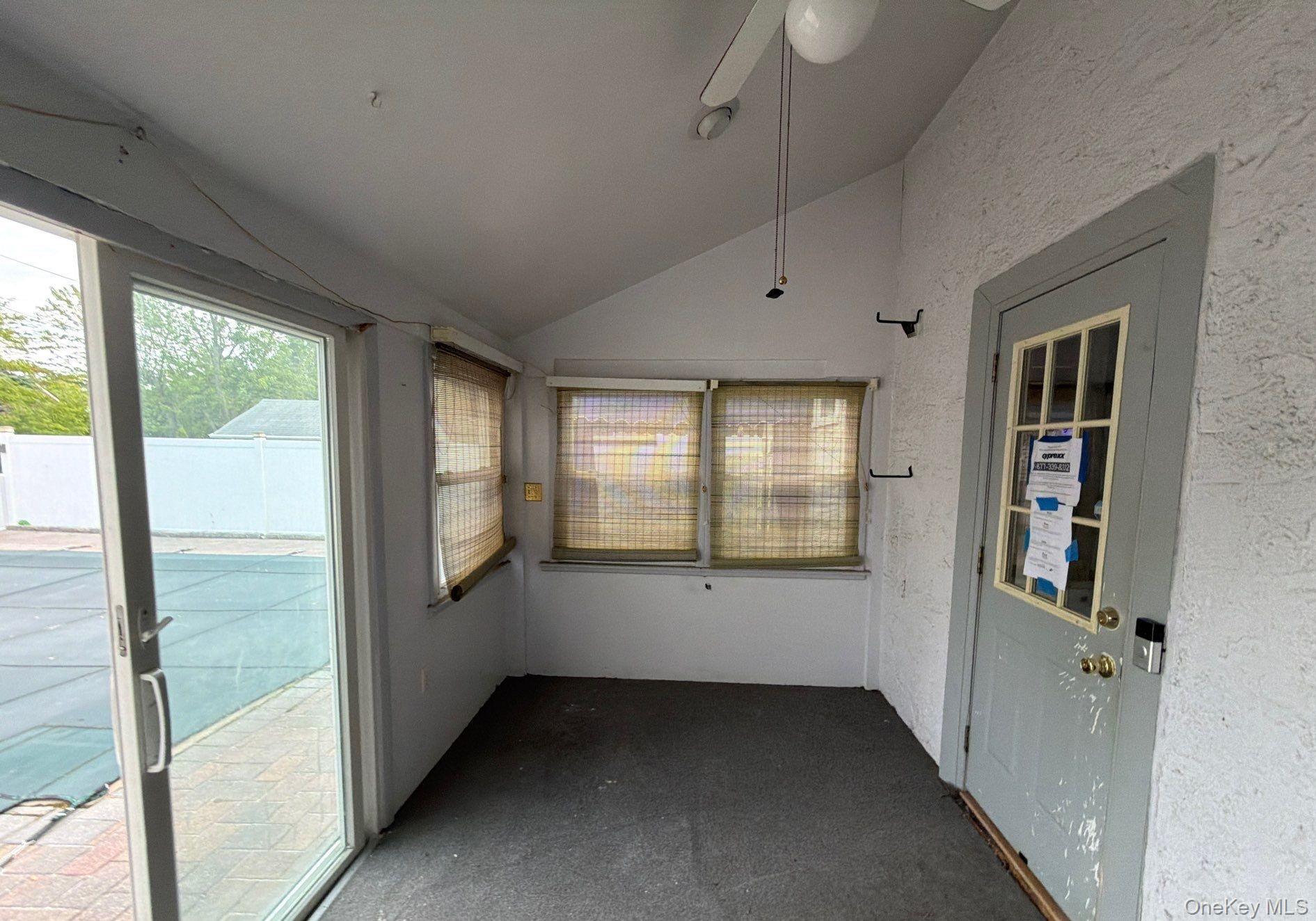 255 Rolling Street