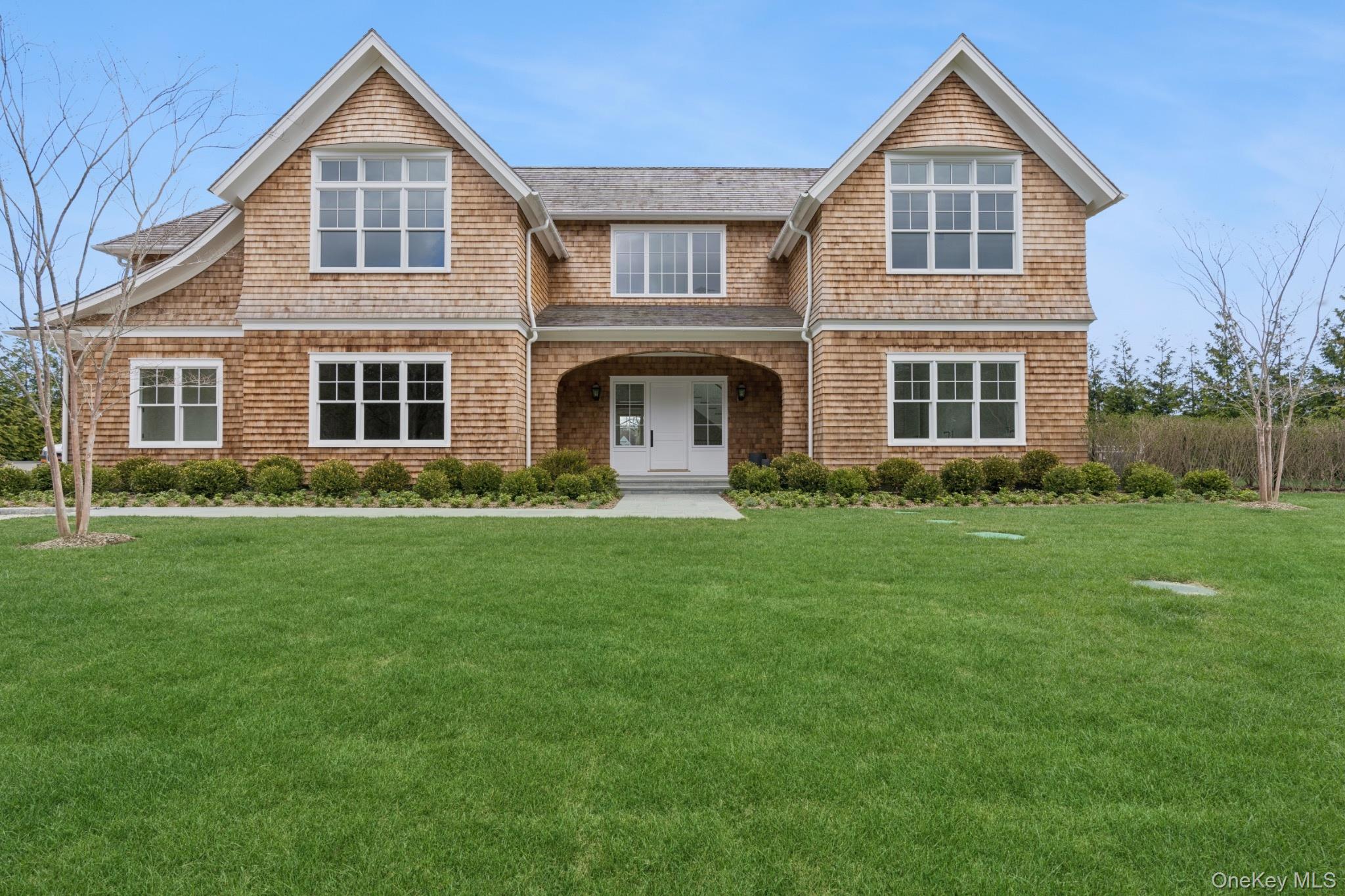 460 Edge Of Woods Road