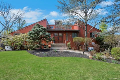 Homes For Sale - 837 Sherry Drive<br/> Valley Cottage, NY 10989