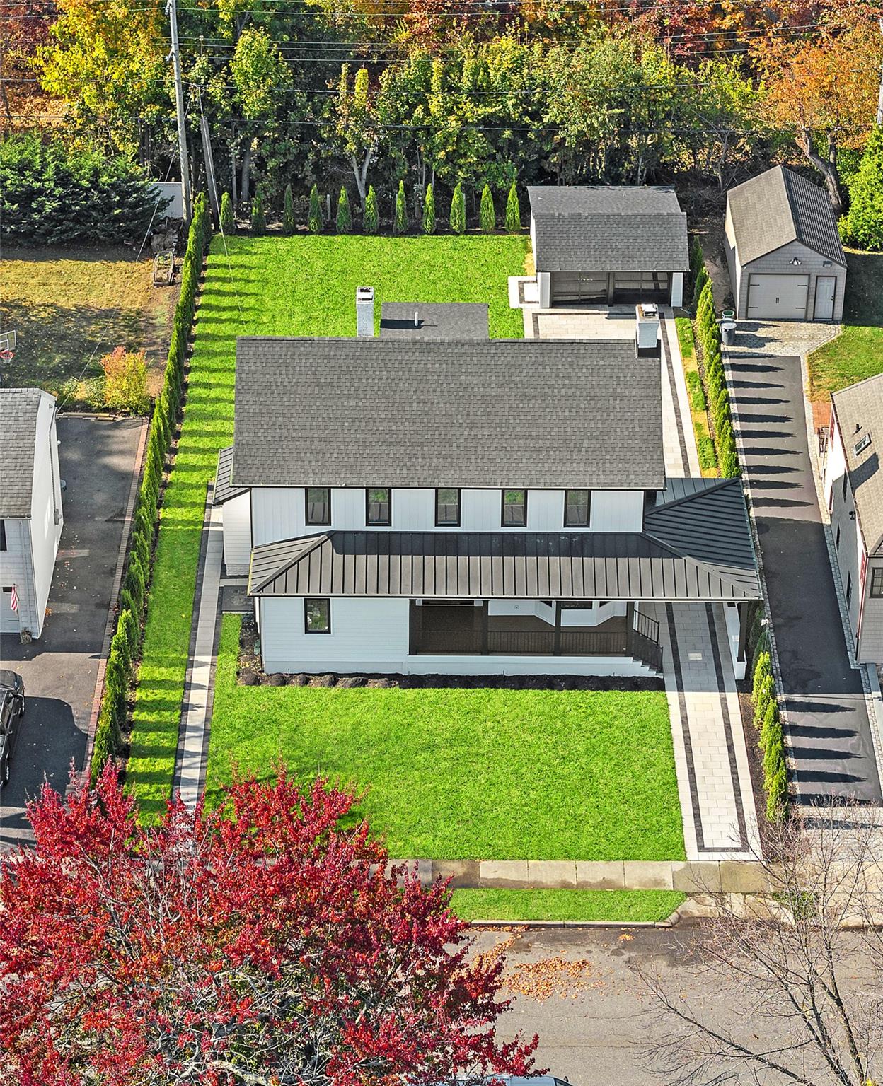 132 Arthur Street, Garden City, New York image 25