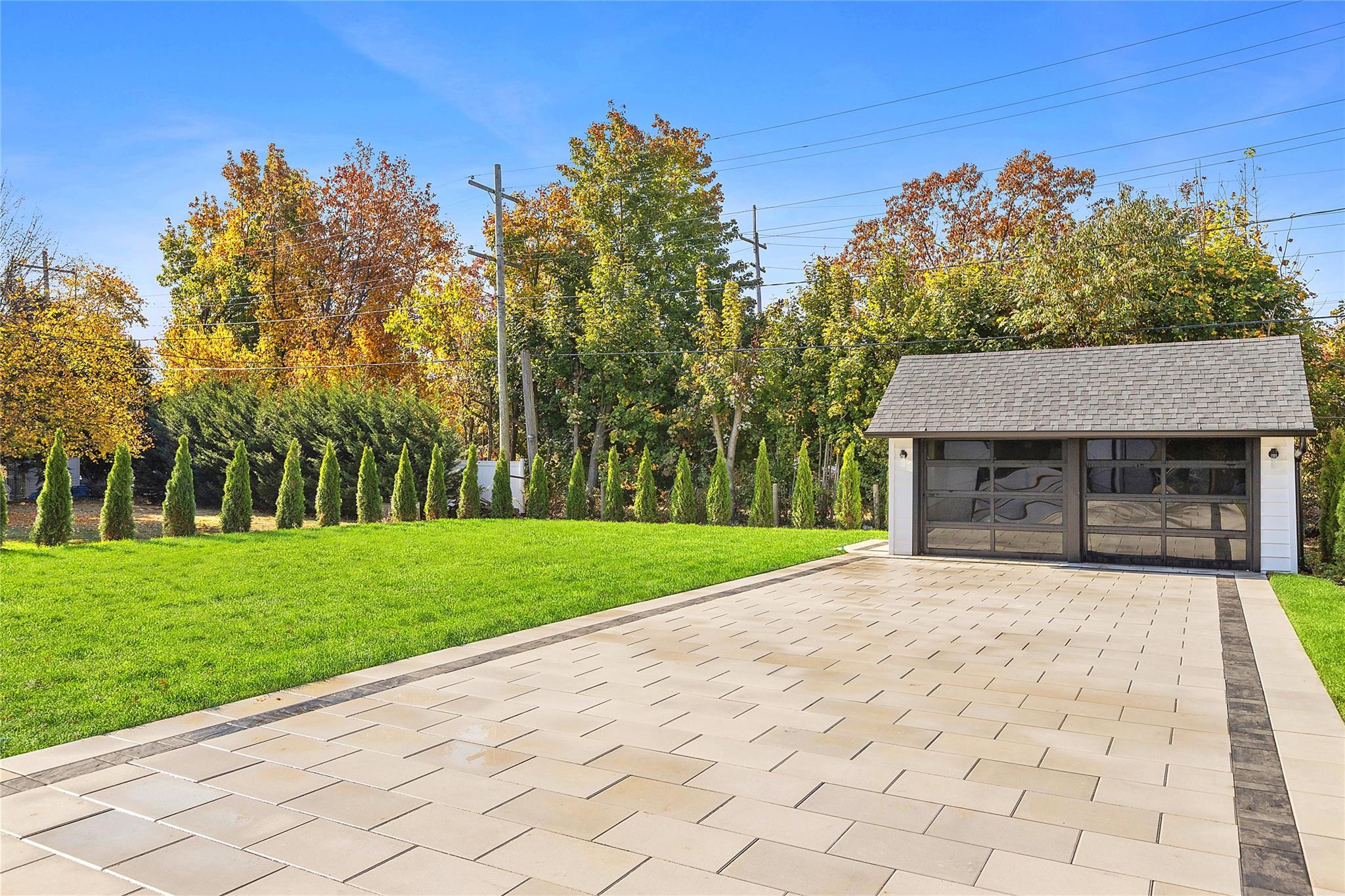 132 Arthur Street, Garden City, New York image 24