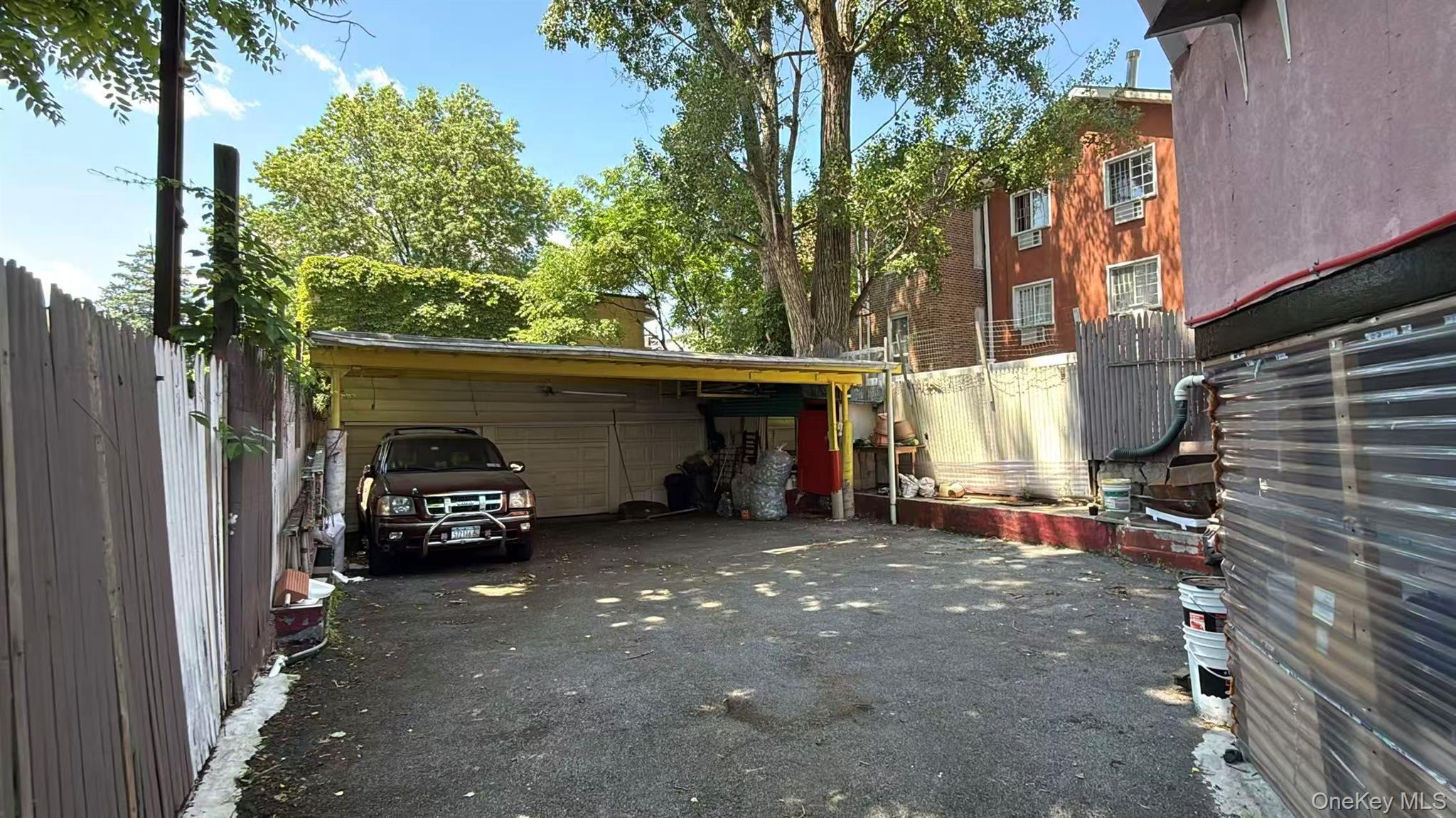 3935 Barnes Avenue