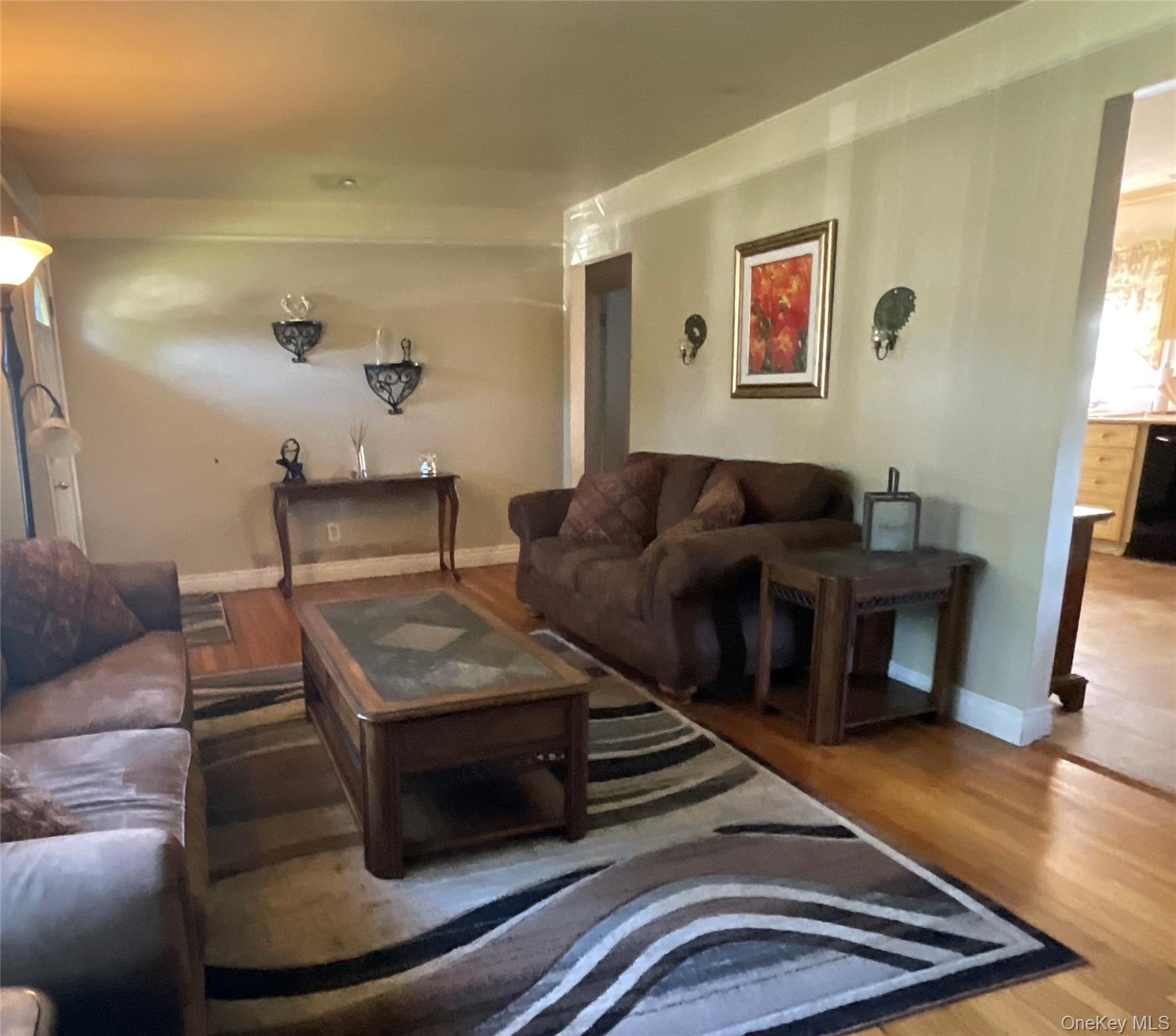 28 Pleasant Avenue