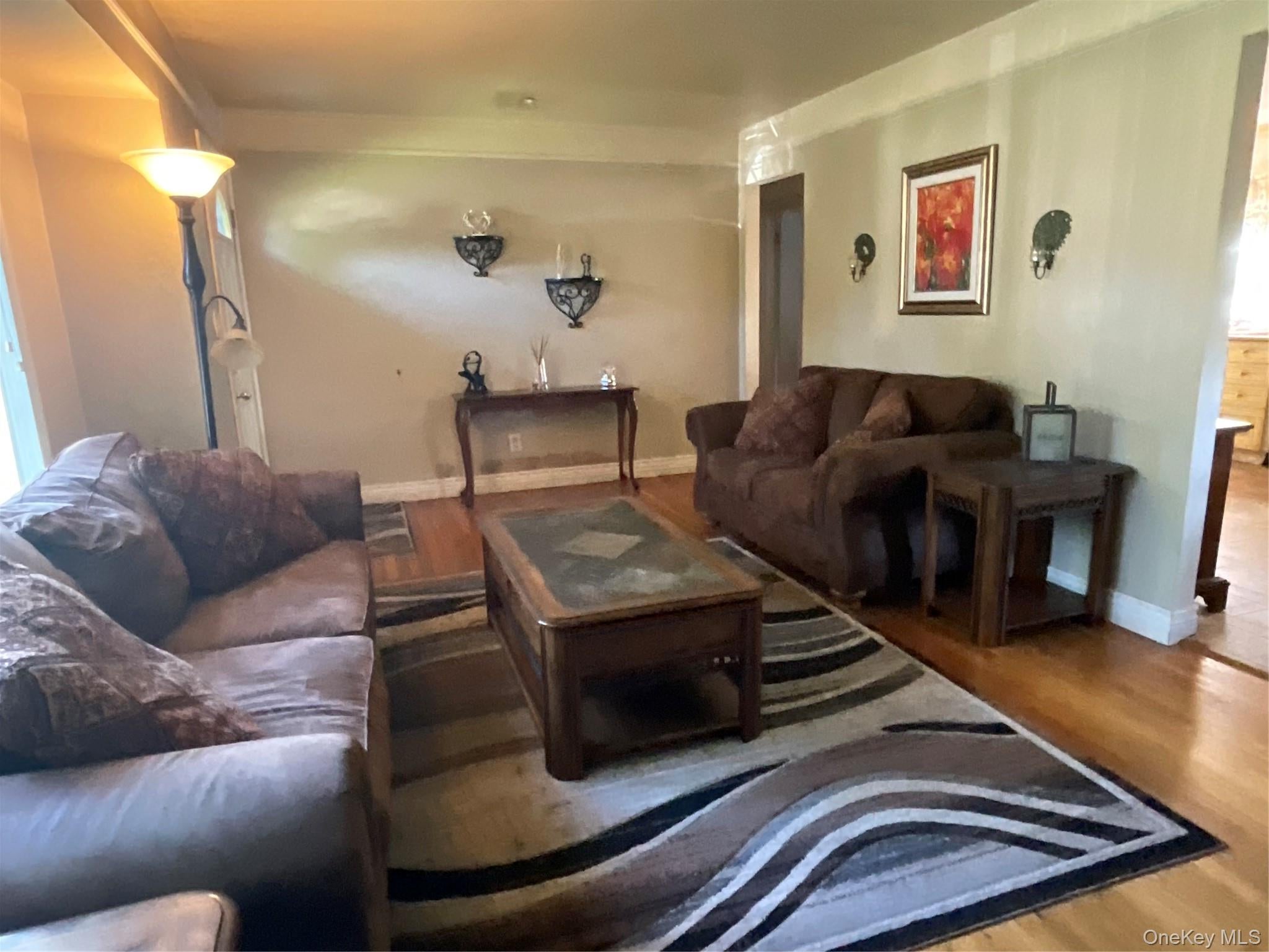 28 Pleasant Avenue