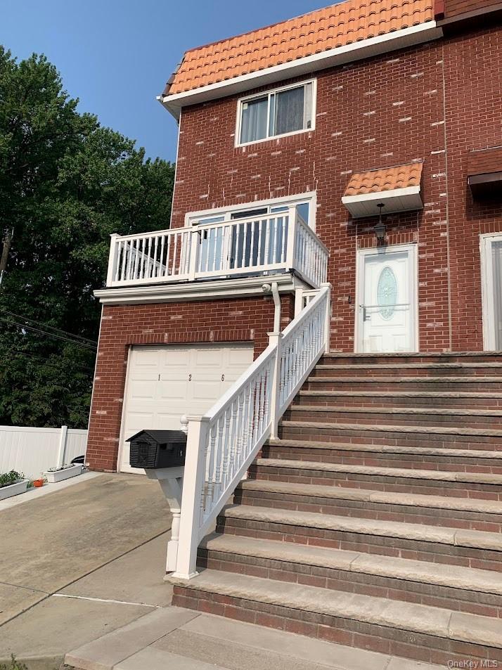126 Mulberry Avenue