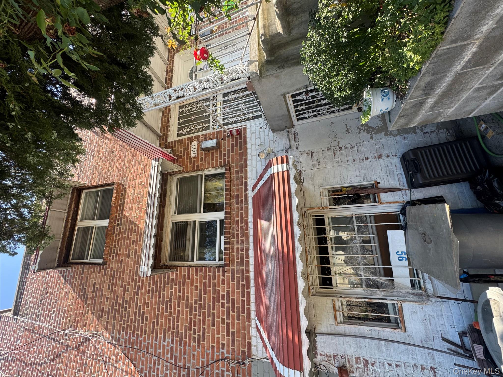 1017 E 229 Street, Bronx,