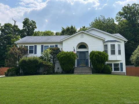 Homes For Sale - 3 Aron Court<br/> Rockland County, Spring Valley, NY 10977