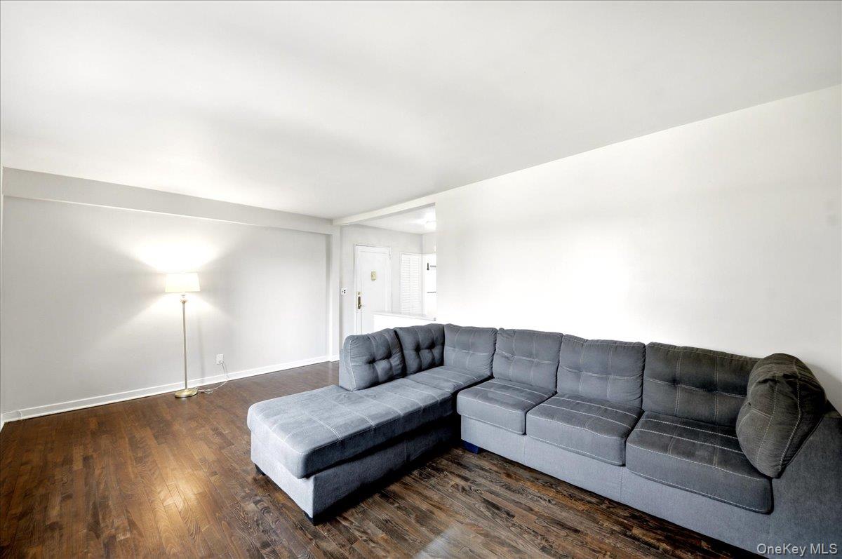 12 Wainwright Avenue 1B