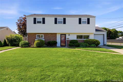 Homes For Sale - 802 Nebraska Avenue<br/> Bay Shore, NY 11706