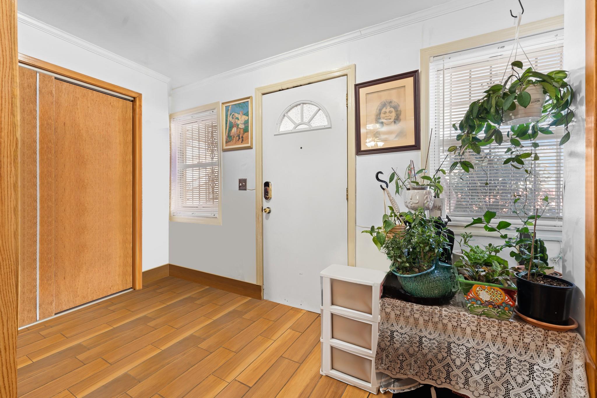 86-16 130th Street, Richmond Hill, New York image 3