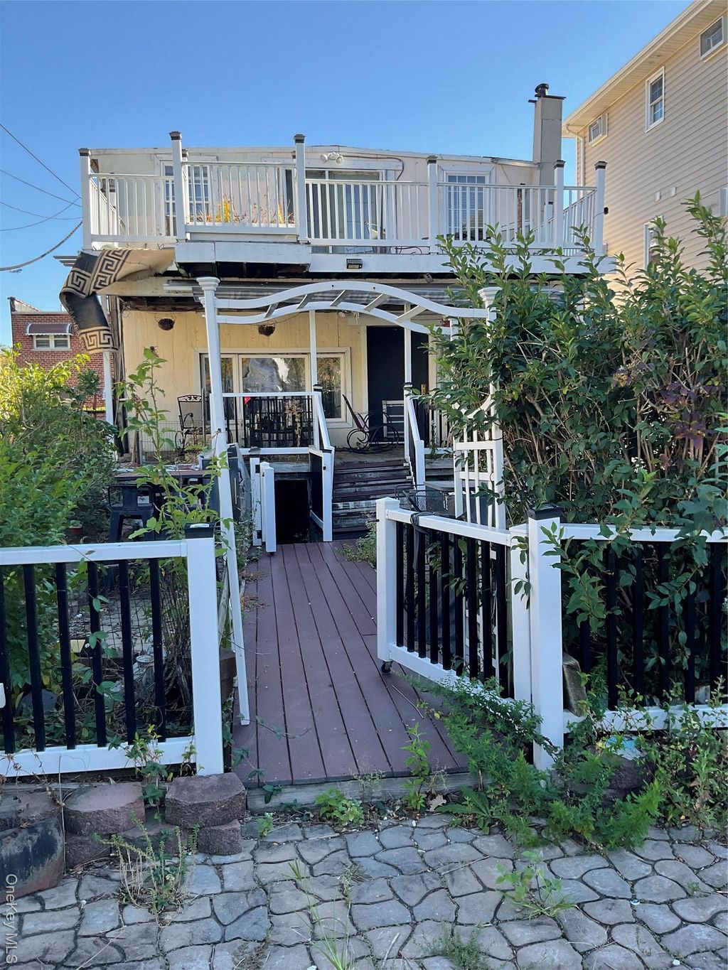 Photo of 444 Underhill Avenue, Bronx, NY 10473 (MLS # 927317)