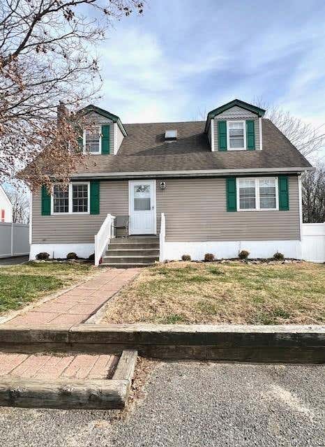 Photo of 51 Clinton Avenue, Patchogue, NY 11772 (MLS # 1040090)
