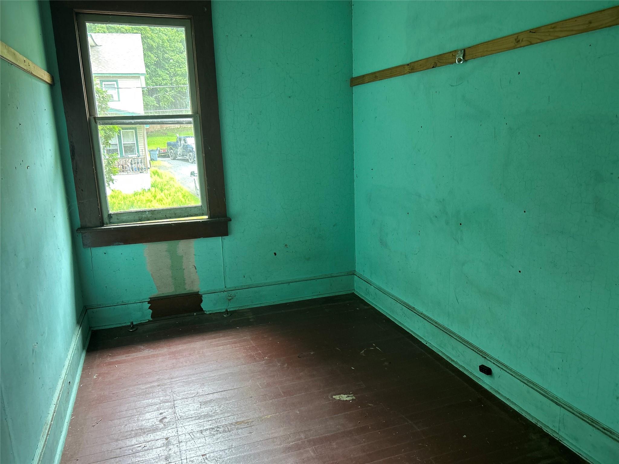 56 Jefferson Avenue, Jeffersonville, New York image 15