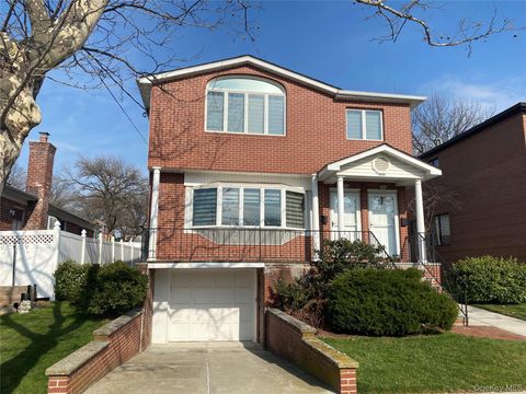 Multifamily For Sale - 1423 209th Street<br/> Bayside, NY 11360