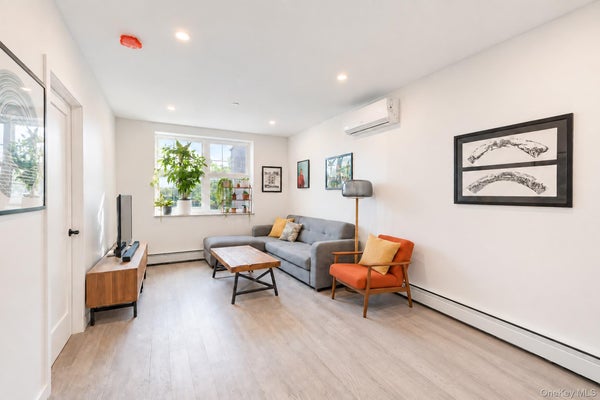 1652 STILLWELL AVE APT 2B, BROOKLYN, NY 11223 - Image 6dba4629cc551dd2be4ae4a1f2bd0198/2305557902