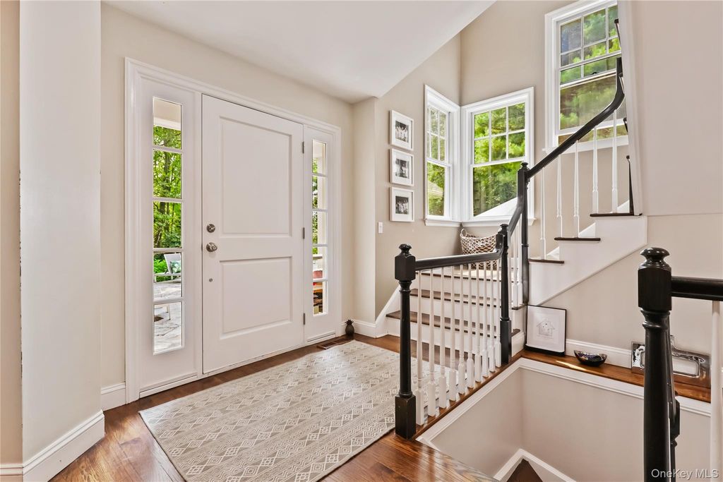 Photo of 400 Cyrus Field Road, Irvington, NY 10533 (MLS # 972410)