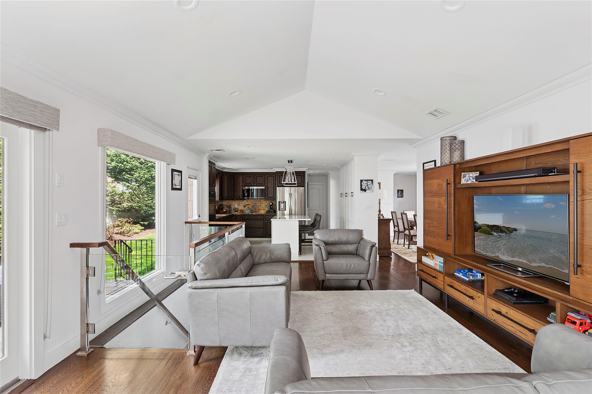 23 Fox Ridge Lane, Locust Valley, New York image 6