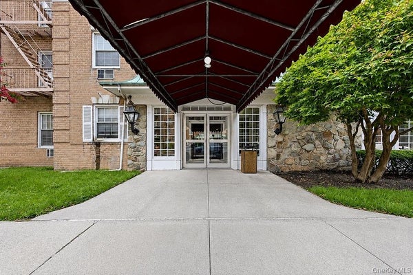 8429 153RD AVE APT 5A, HOWARD BEACH, NY 11414 - Image 6dce5213bef20a4099bb7ba2e7ac98c0/1695218331