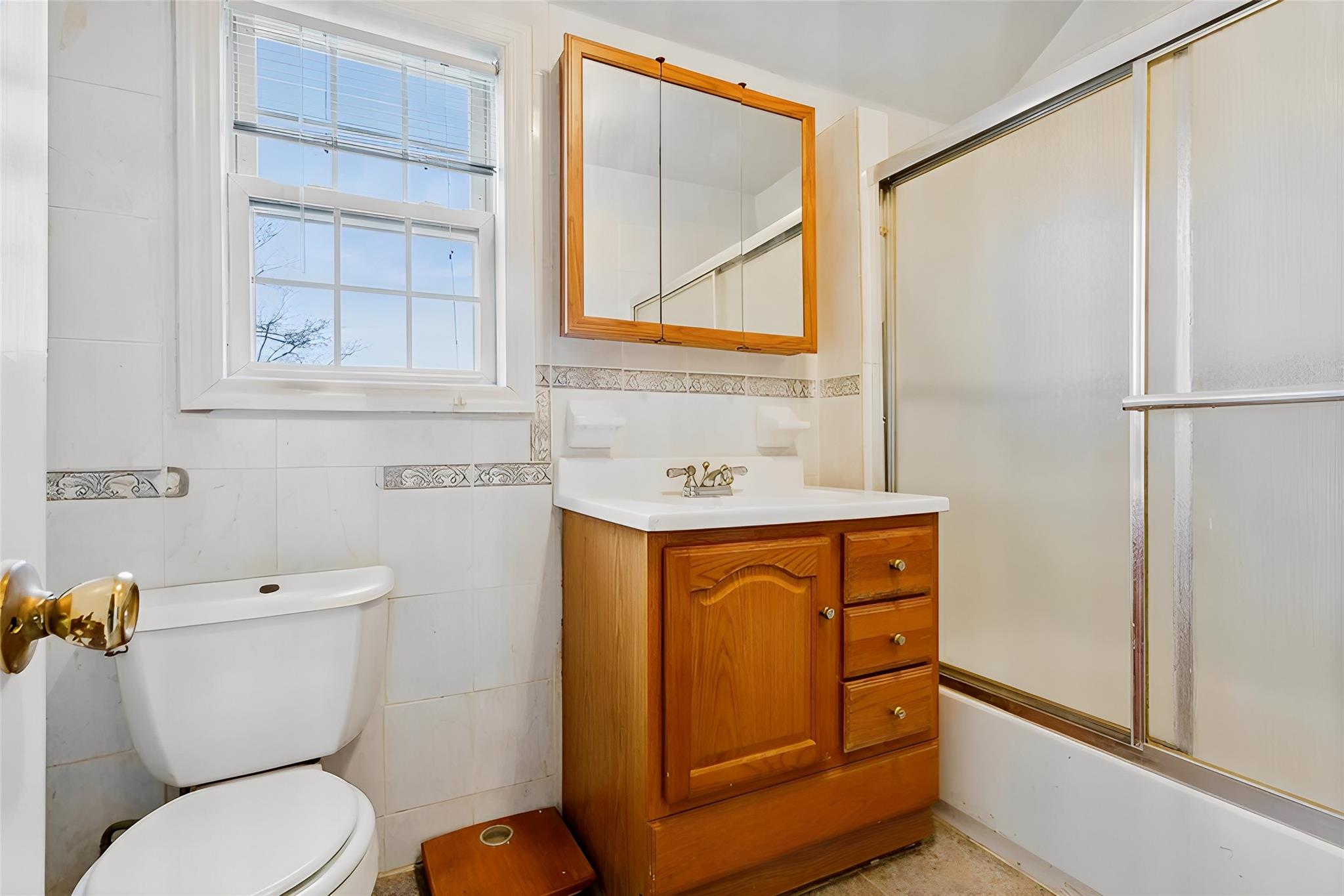 162-49 13 Avenue, Beechhurst, New York image 10