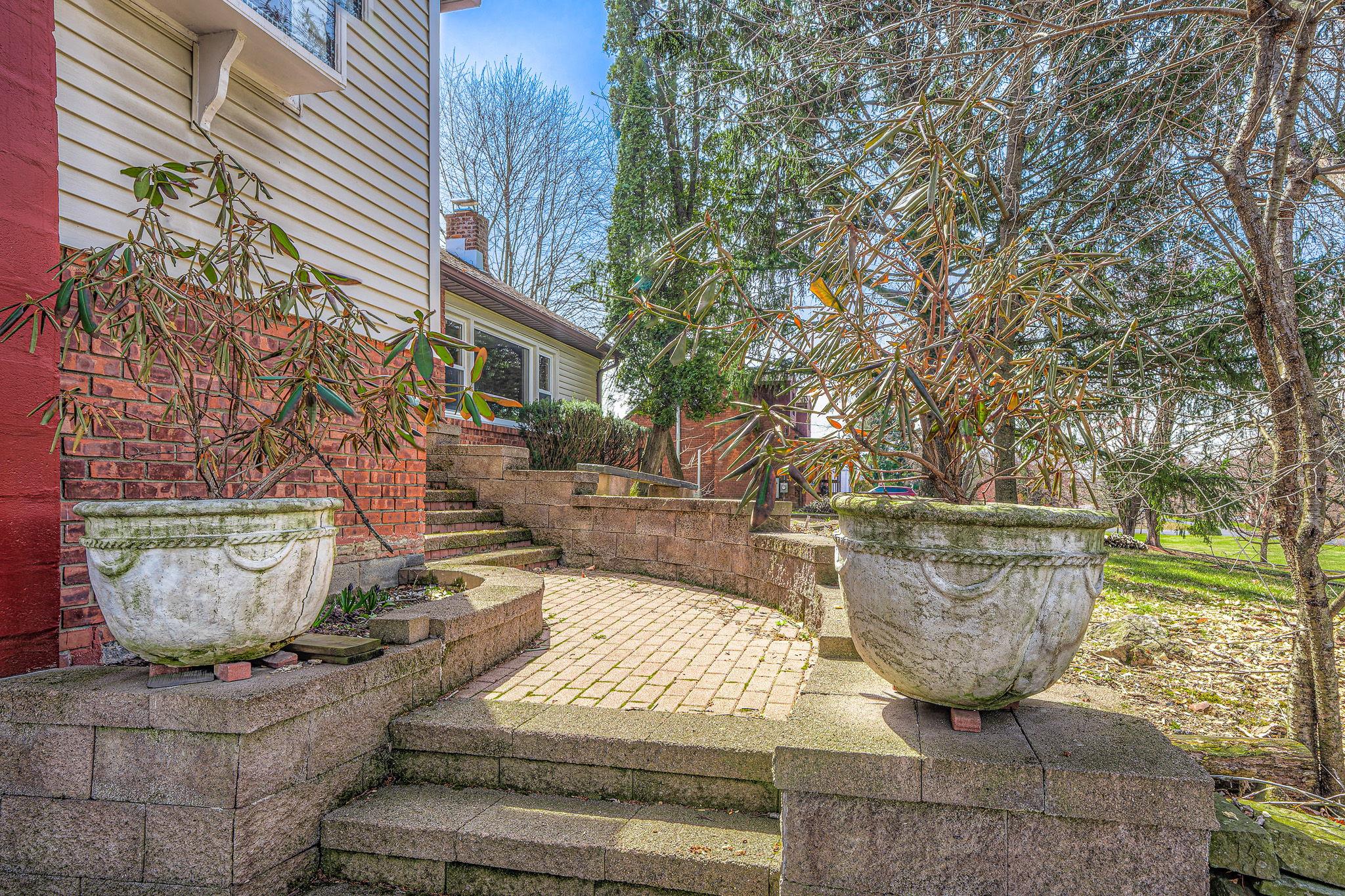 152 Old Flatbush Road, Kingston, New York image 5