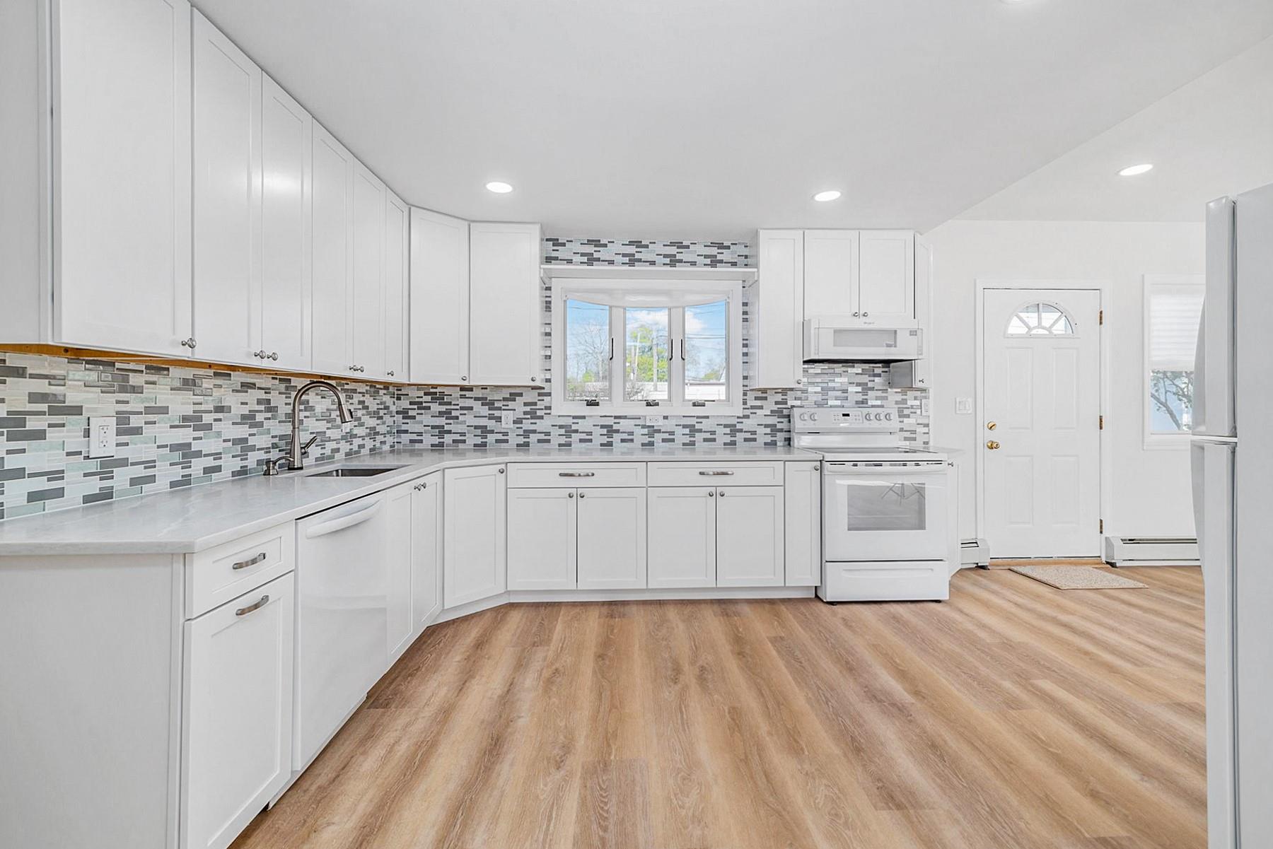 4203 Harriet Road, Bethpage, New York image 18