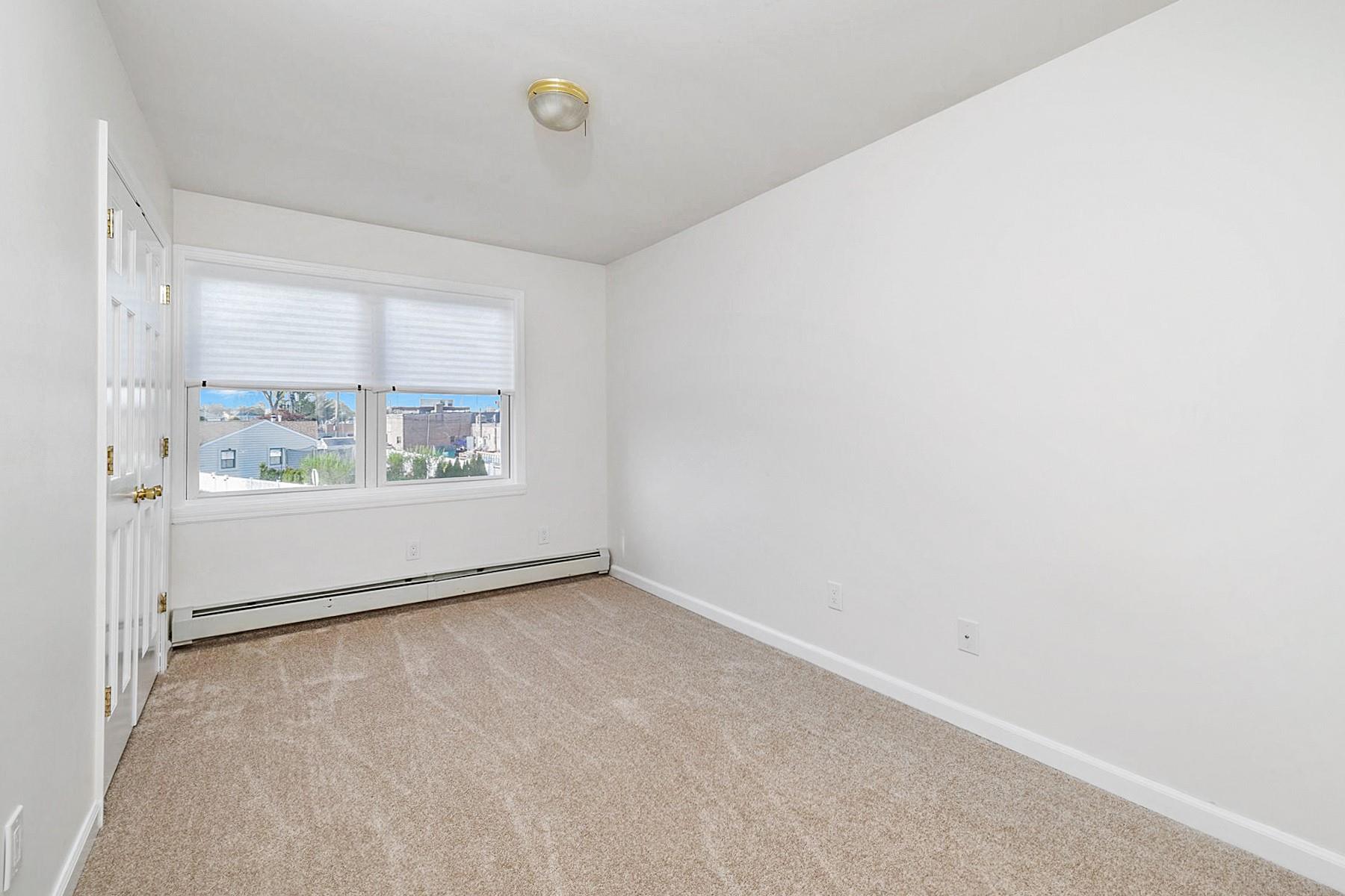 4203 Harriet Road, Bethpage, New York image 28